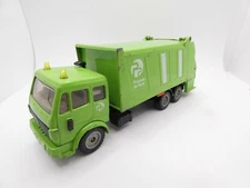 Mercedes Benz Cleaning Engine Paris Cleanliness 2824 1/55 Siku