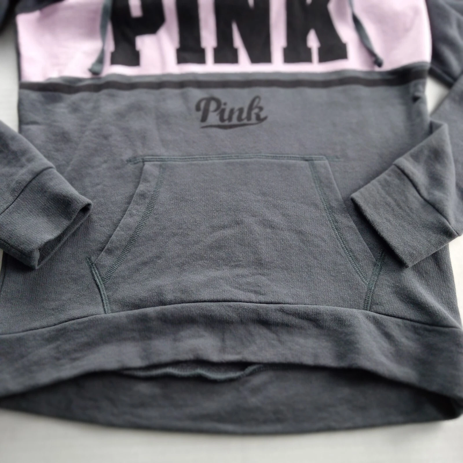 UNDERCOVER Felpa donna Victoria's Secret rosa con cappuccio taglia XS grigio rosa tasca a righe