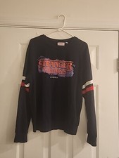 Netflix Stranger Things Sweatshirt Navy Blue Size XL Purple  Red Show Title