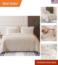 Luxurious King Quilt Set, 3-Piece Brich Beige Geometric Coverlet for All Seasons