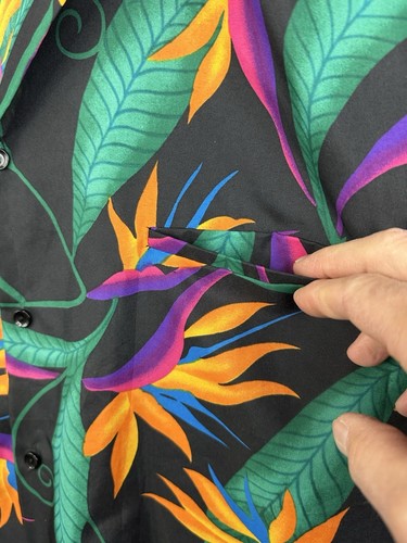 VINTAGE Hilo Hattie Hawaiian Shirt Mens Large Black Floral USA - Picture 3 of 10