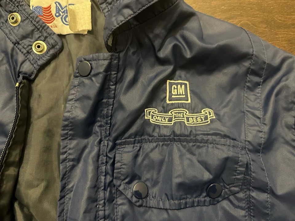 Vintage Men’s GM General Motors Made In USA Blue Nylon Jacket - Size Large - Image 3 of 4