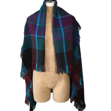 Oversized Classic Plaid Cozy Blanket Scarf Fringe Trim Courtette Made in France