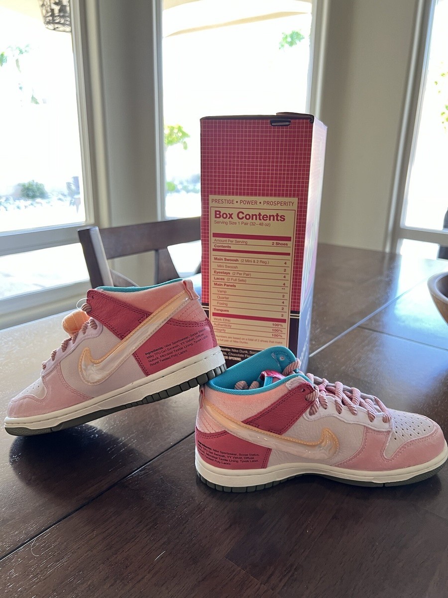 nike x social status dunks