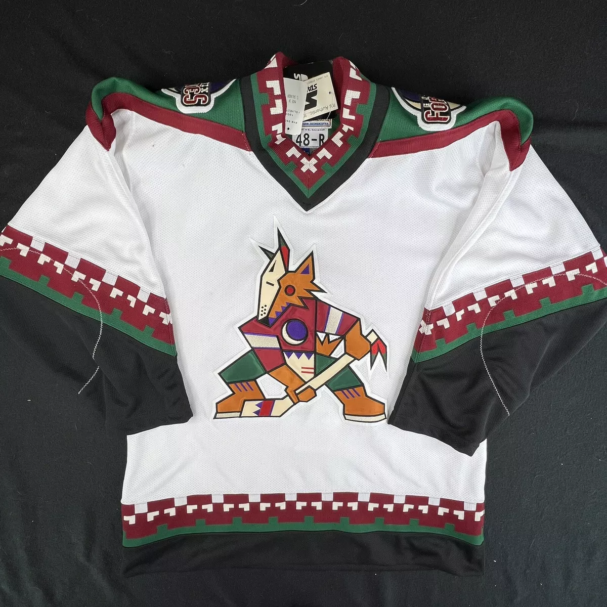 coyotes nhl jersey