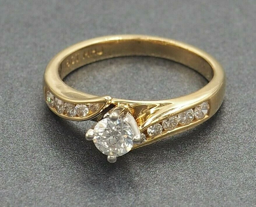 Diamond Womens Ring Engagement Wedding Jewellery 18ct Yellow