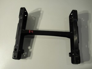 VW Caddy 2K 2K5 15-20 Bj. Fahrersitz vorne links Sitz Sitzkonsole Original