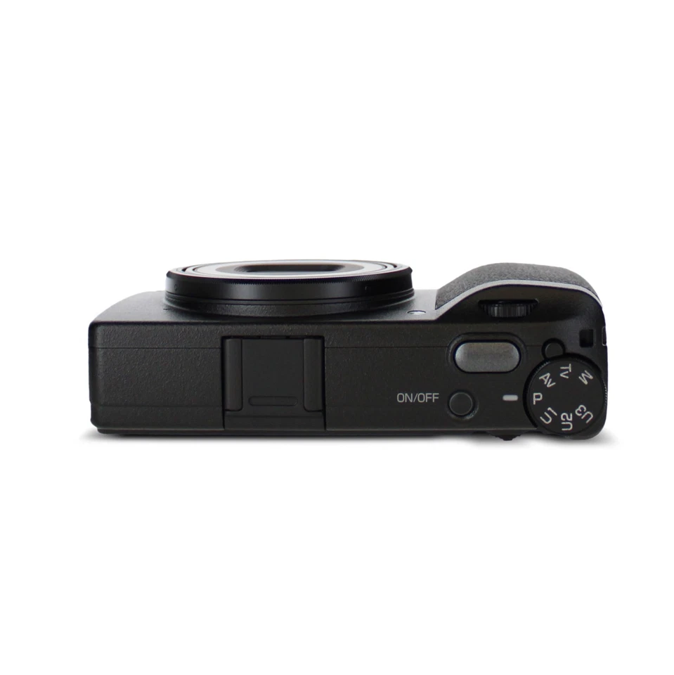 RICOH GR III HDF, Premium Digital Compact Camera with a Built-in Highlight - Image 3 of 4