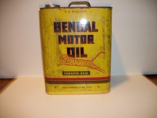 2 gallon vintage oil cans