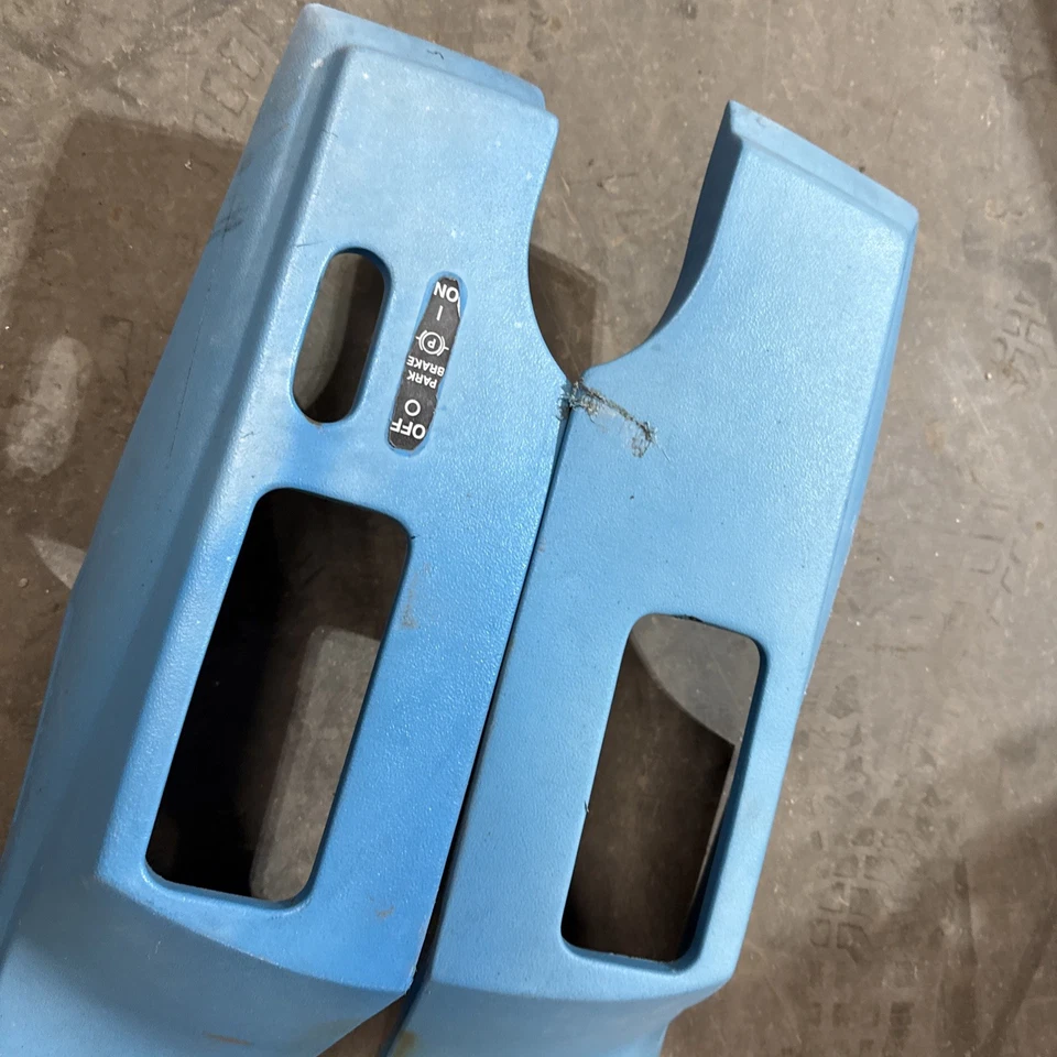 Cortadora de césped Dixon Speed ZTR 30 cuerpo de plástico Foto 2 de 4