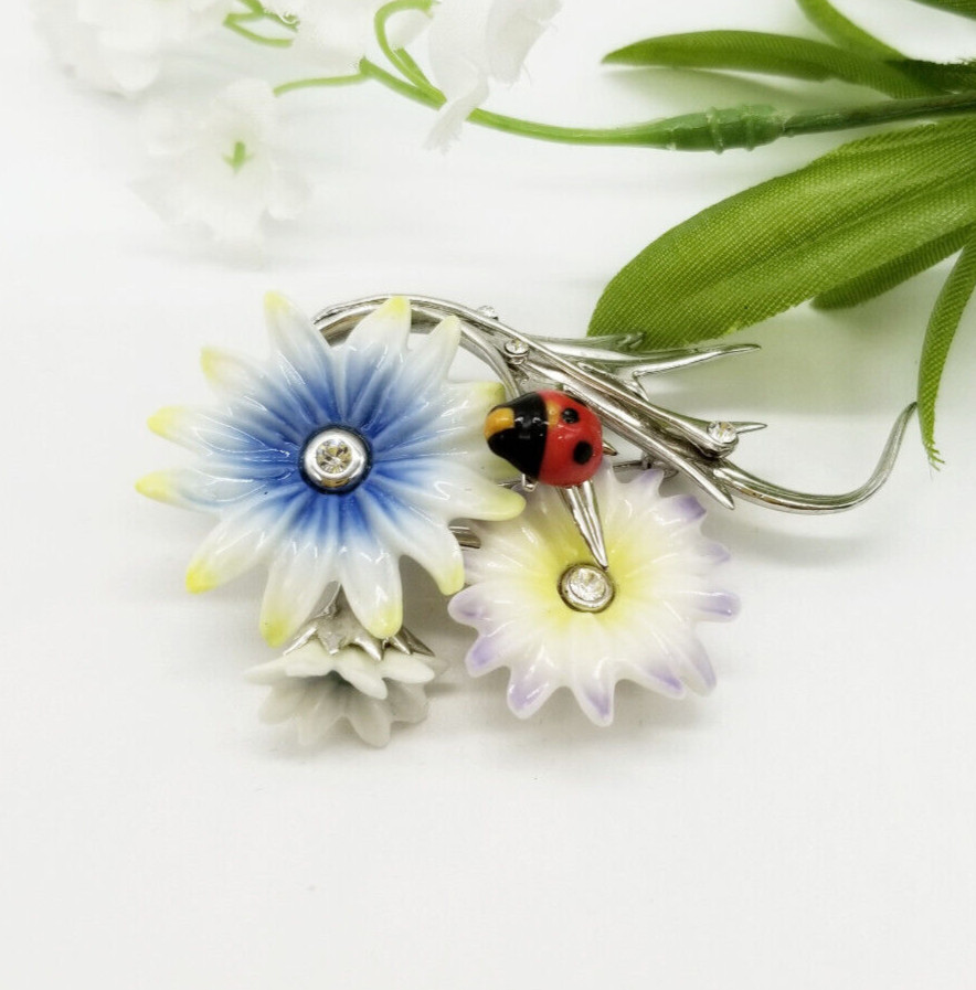 FRANZ Porcelain Ladybug with Daisy Flower Brooch Pin,… Gem