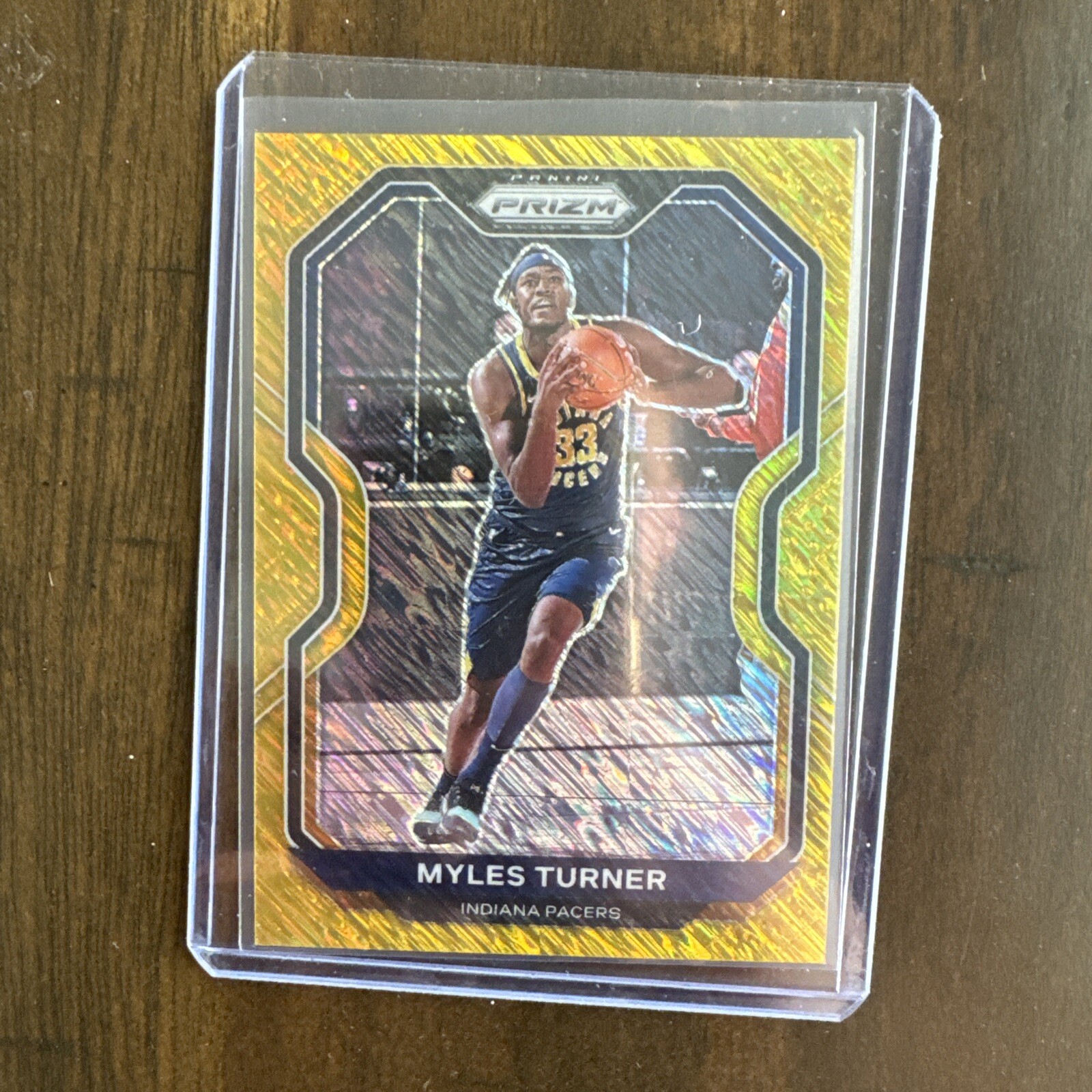 2023-24 Panini Prizm #34 Myles Turner FOTL Gold Shimmer!! 3/10 🔥🔥