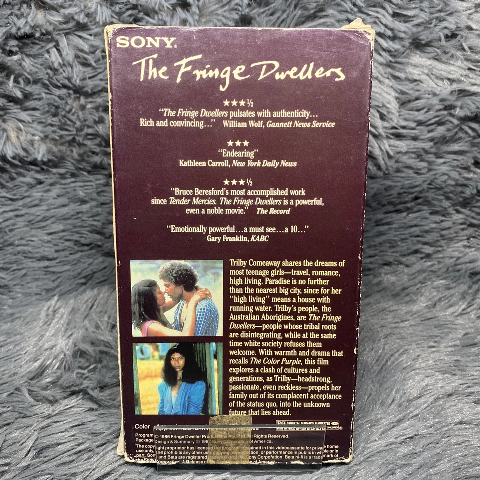 The Fringe Dwellers VHS Tape 1986 Movie Justine Saunders Kristina Nehm Bob Maza - Imagem 4 de 4