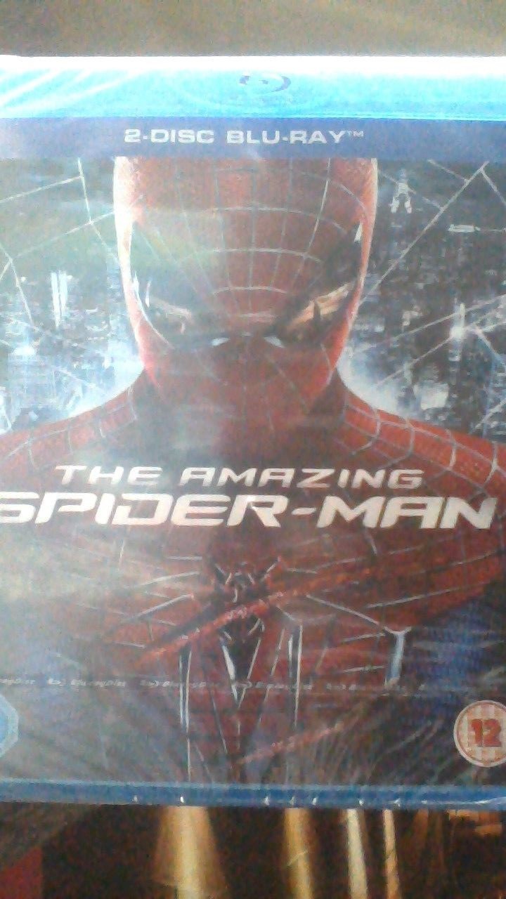 The Amazing Spider-Man Blu-ray (2012) Martin Sheen 2 disc BRAND NEW and SEALED