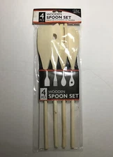 4 PC CHEF VALLEY VARIETY WOODEN SPOON SET