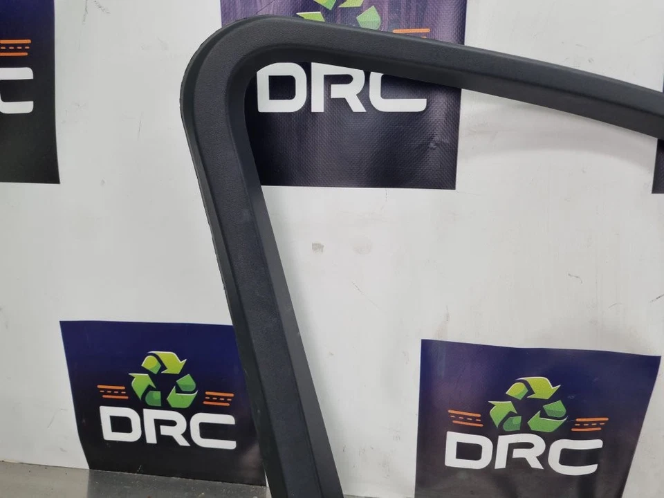 MERCEDES C220 2008-2014 4 PUERTAS BERLINA MARCO PUERTA MOLDURA PASAJERO DELANTERO A2047250171 Foto 3 de 4