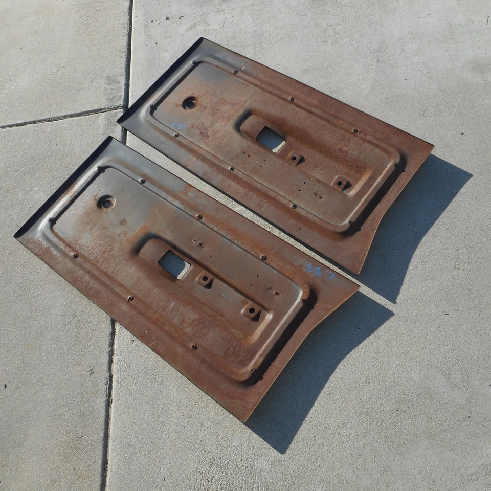 Dodge D100 D200 D300 W150 1972 1973 1974 camioneta Ramcharger juego de paneles de puerta de metal Foto 4 de 4