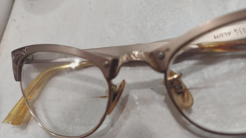 DE COLECCIÓN Elegante 12K GF Oro Relleno Aluminio Gafas Alambre MARCOS OJOS DE GATO Foto 2 de 4