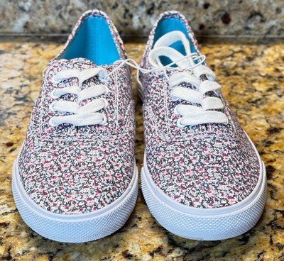 Xhilaration Kids Girls Purple Floral Print Lace Up Canvas Sneakers Size 1