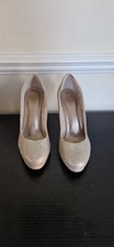M&S COLLECTION CREAM SILVER SHINE  DESIGN LADIES LEATHER HEEL SHOE (UK 6, EU 39)