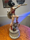 Sideshow Wonder Woman Premium Format EX 1/4 Scale Statue — photo 6