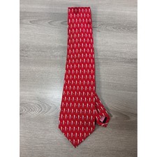 Vineyard Vines Marthas Vineyard- Red Silk Tie- Golfer Pattern- EUC