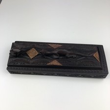 Hand Carved Chopstick Box With 8 Chopsticks With Frog & Lizard On Top Vintage