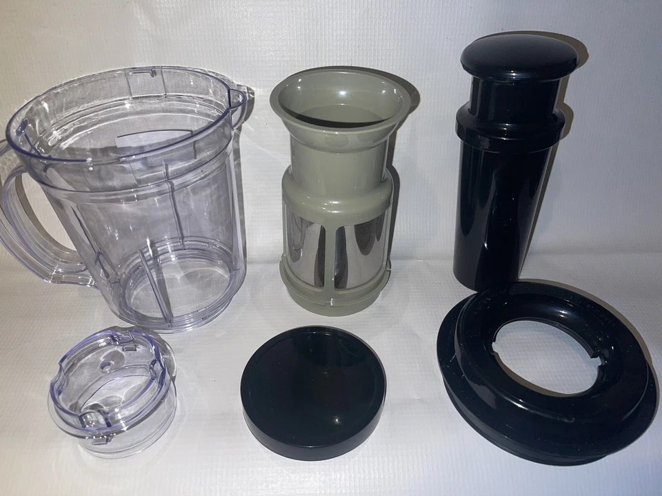 Magic Bullet Blender Pitcher, Juice Extractor and Plunger Juicer New In Box - Image 4 of 4