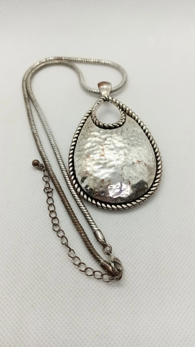 Hammered metal necklace sale