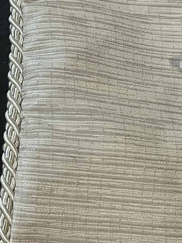 Almohada Waterford Shams King 2 Satén Plata Crema Damasco Rayas Borlas Elegante Foto 4 de 4