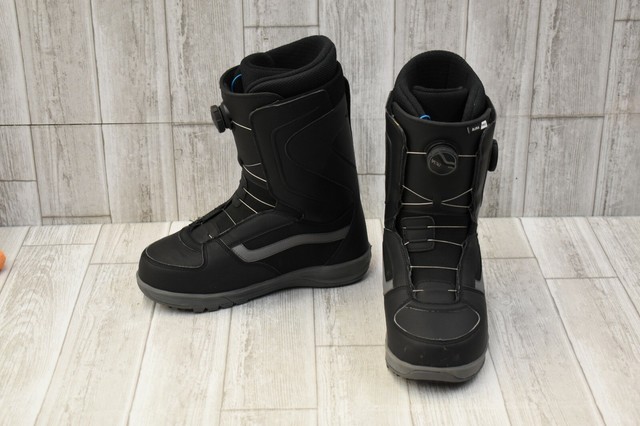 vans aura pro snowboard boots review