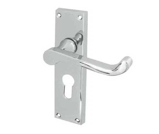 Euro Profile Polished Chrome Handle & 3" Euro Sashlock with 70mm Cylinder&Turn - Image 2 of 4