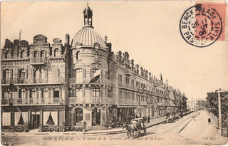 CPA 62 BERCK PLAGE L'HÔTEL DE LA TERRASSE ET L'AVENUE DE LA GARE.