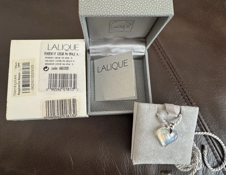 LALIQUE COEUR/HEART OPALESCENT CRYSTAL 925 STERLING SILVER NECKLACE PENDANT-BOX - Image 2 of 4