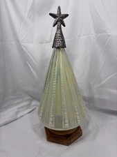 Beautiful Starfish NICOLE MILLER Home Art Glass Iridescent 16” CHRISTMAS TREE