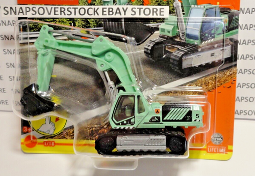 2023 MATCHBOX LIGHT GREEN EXCAVATOR W/ ARTICULATING BOOM, MBX WORKING RIGS #1/16 - Picture 2 of 9