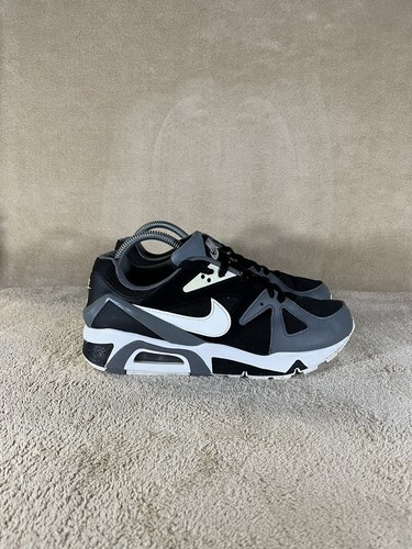 nike air structure triax women's running shoe