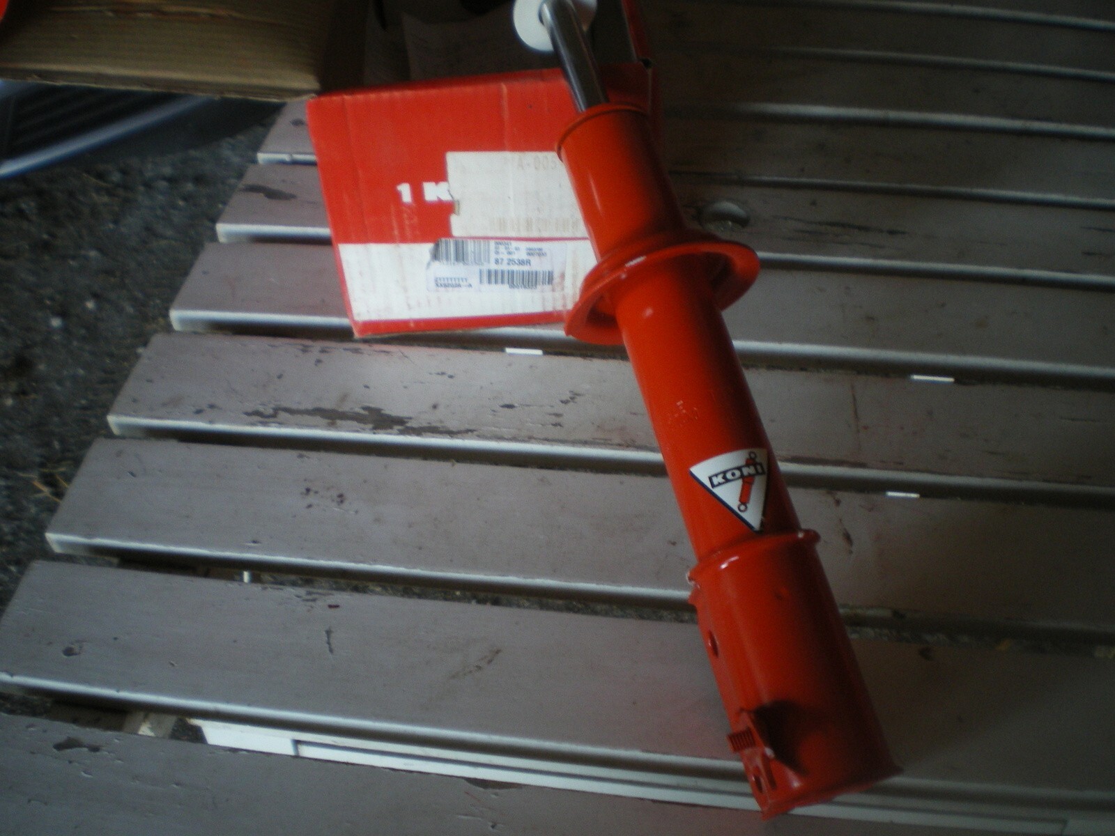 Amortisseurs Koni 87.2538 avant neufs en acier pour Daihatsu Charade