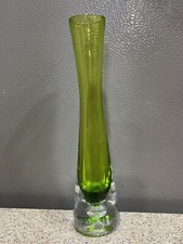 8  Hand Blown Art Glass Green w/Clear Controlled Bubble Bulbouse Base Bud Vase