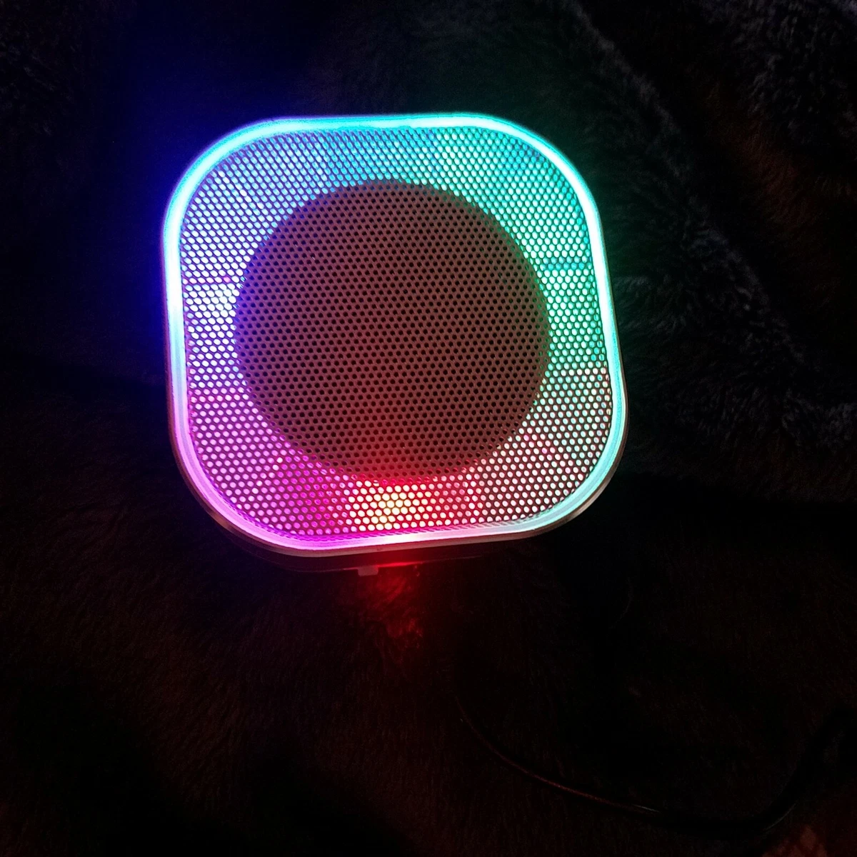 Alloy Wireless Speaker W Cool Color Changing LED by Bass Jaxx eBay