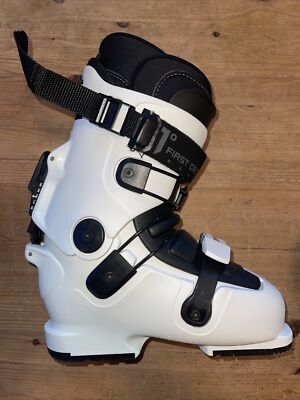NWT First Degree Stormtrooper ST1 Ski Boots Icelandic First Degree Stormtrooper ST1 Ski Boots Rare $699  main image 2