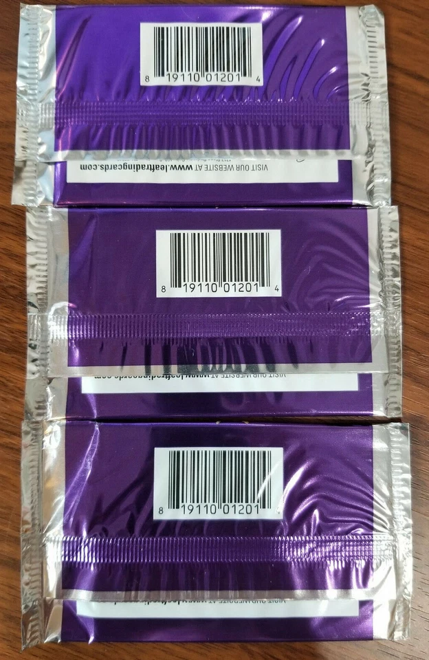 2017 Leaf Draft Football 5 Card Pack (x 3 packs = 15 cards) Mahomes RC? - Image 2 of 2