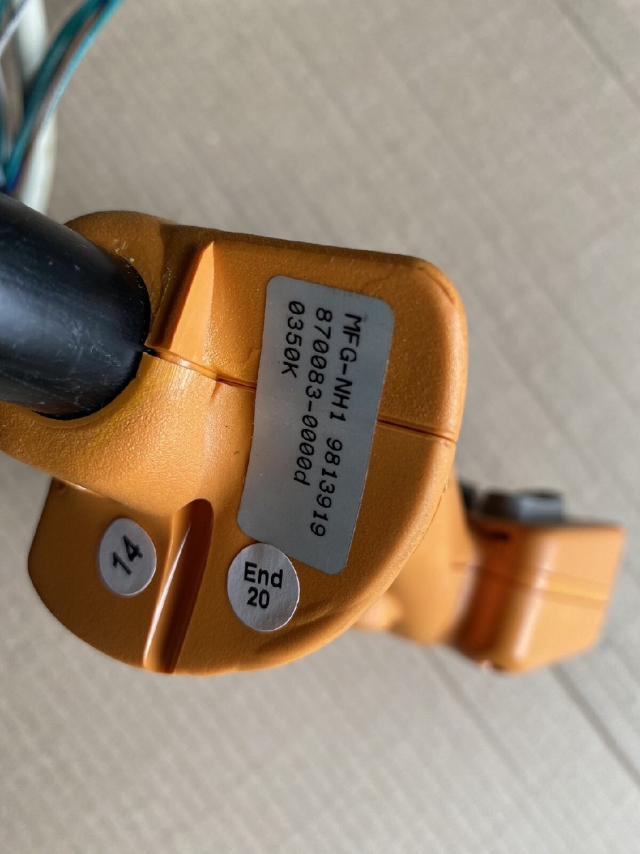 New genuine Joystick Handle 89813919 (9813919) pos. 15 NH TX68  