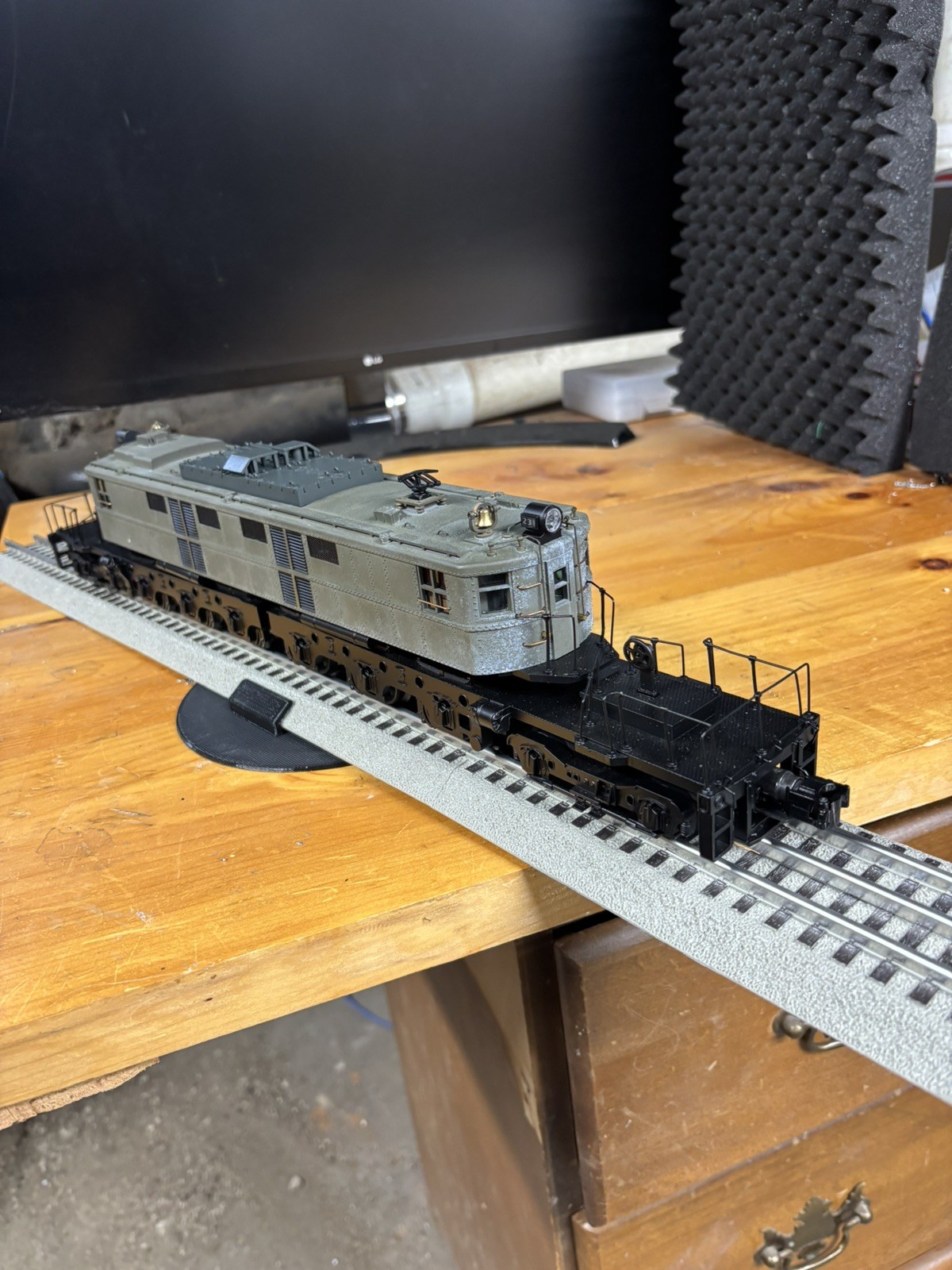 Mth Box MTH PREMIER P2 BOX CAB ELECTRIC FULL CHASSIS & UN-PAINTED SHELL | eBay