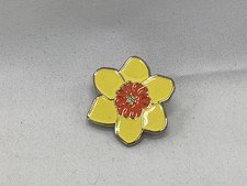 Yellow Daffodil Pin Badge Welsh Symbol