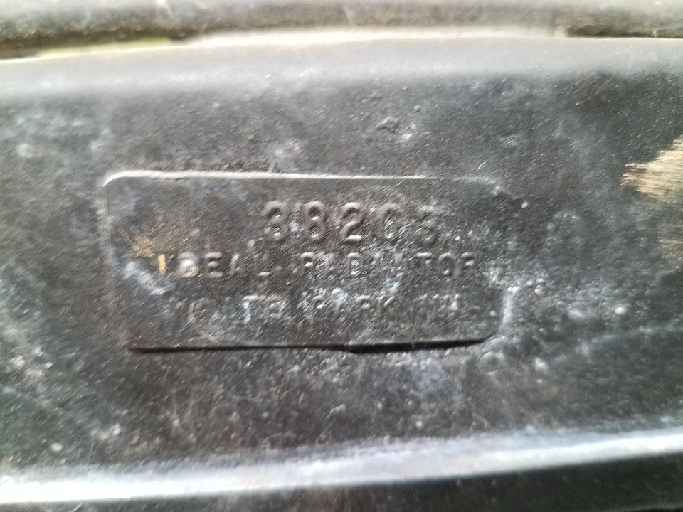 Radiator 1.8L AT Fits 1966 VOLVO 120 1180026 - Image 2 of 4