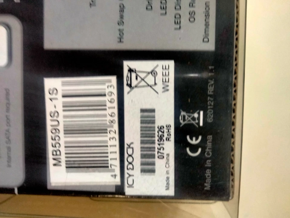 ICY DOCK MB559US-1S 3.5" PEARL WHITE SATA I/II USB 2.0 & eSATA EXTERNAL ENCLOSUR - Image 4 of 4