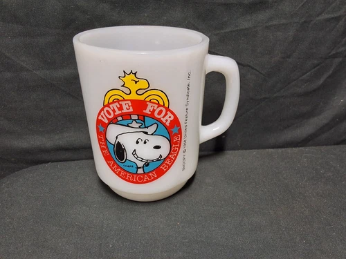 Vintage Anchor Hocking / Fire King Snoopy Vote For The American Beagle 1980 #2