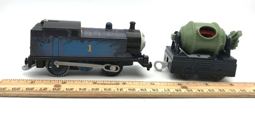 Thomas & Friends Trackmaster Train Motorized STEAMWORKS DIRTY THOMAS Coal Soot - Picture 3 of 3