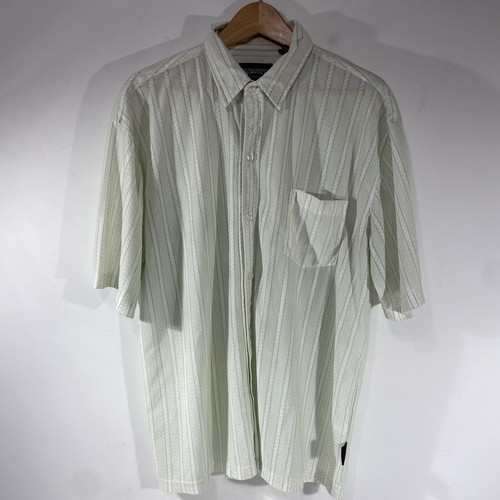 Dragonfly Shirt Men's Size: XL Short Sleeve Button Down Green Geometric - Picture 2 of 9